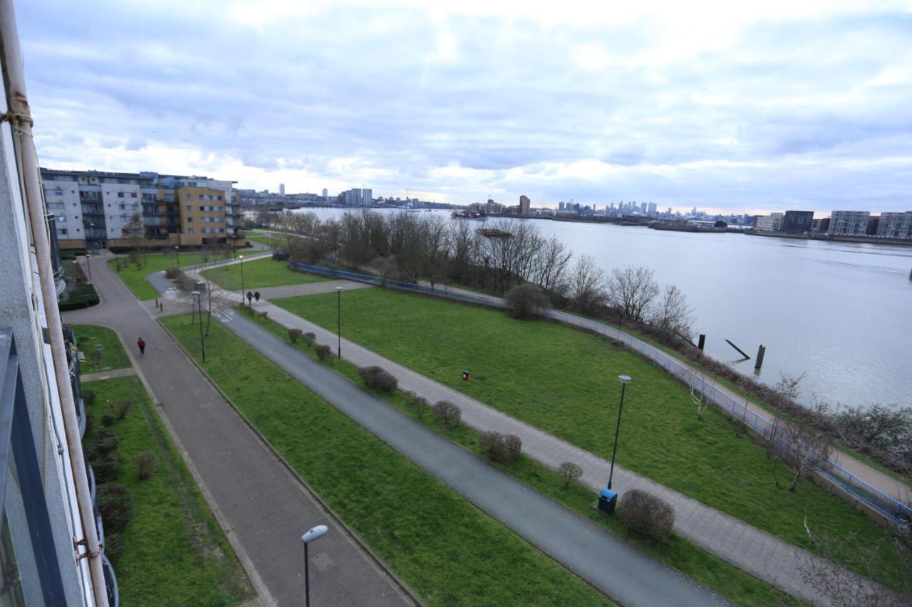 Lovely 2 Bed 2 Toilet Hill House River View Apartament Londra