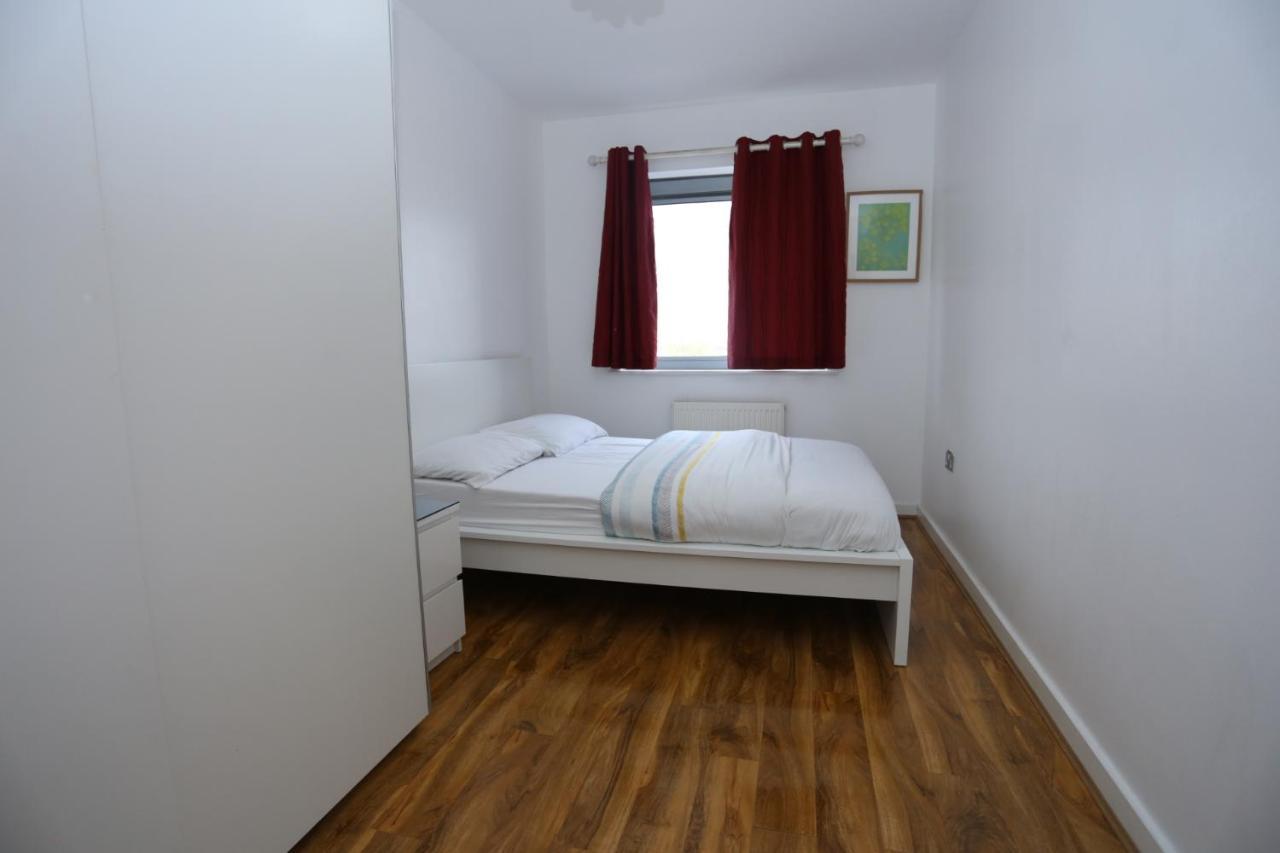 Lovely 2 Bed 2 Toilet Hill House River View Apartament Londra